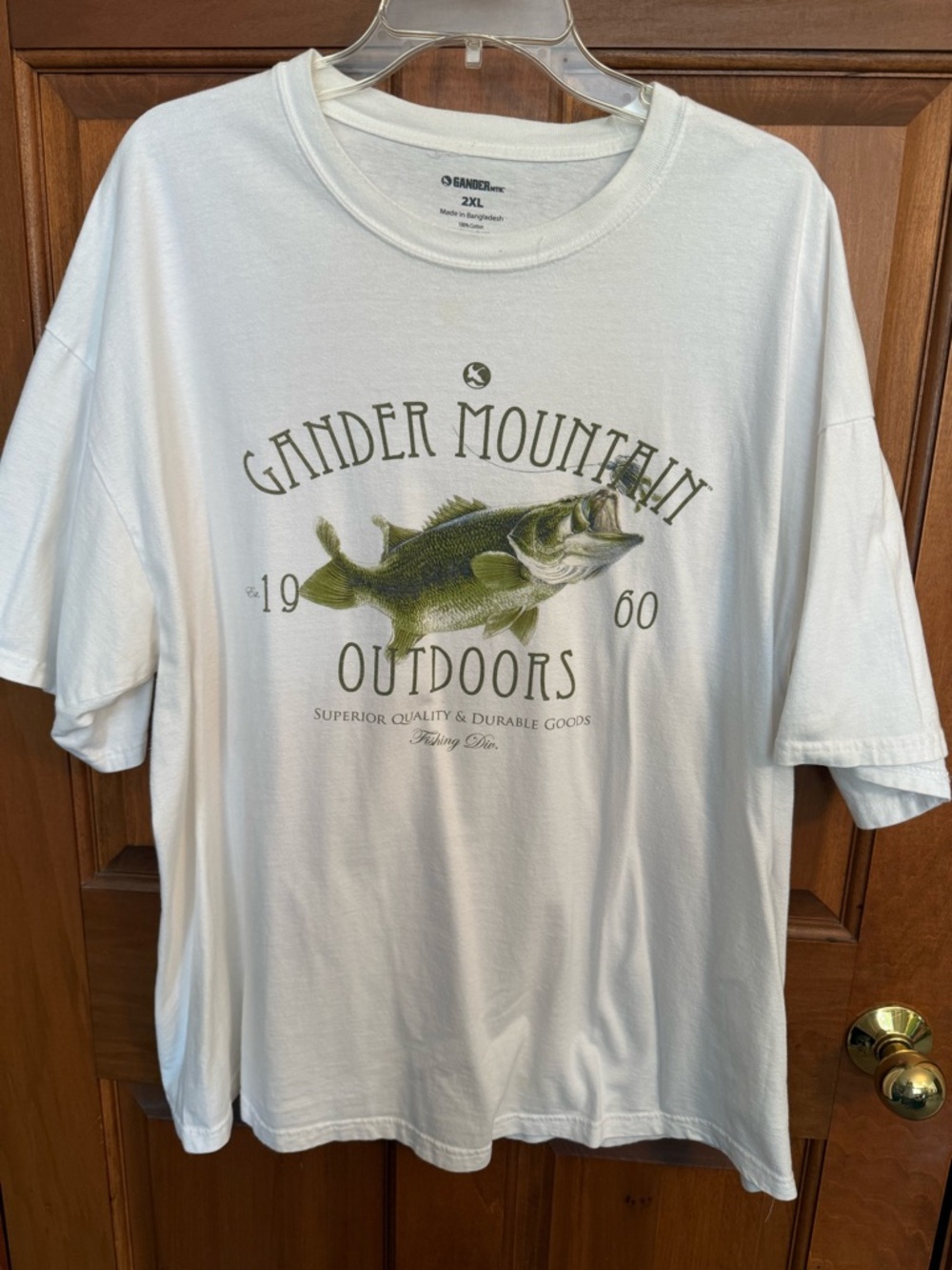Gander Mountain White Crewneck Tee with Black Logo